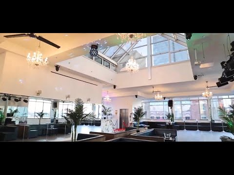 Coffee, Co-Working & Champagne