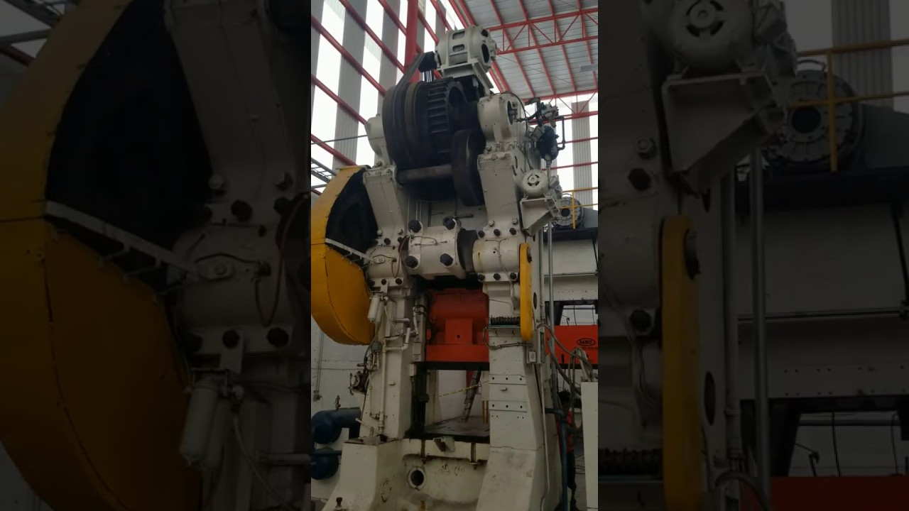 1200 Ton Cleveland Knuckle Joint Press 