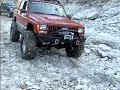 F250 8 in Lift on 38s gets some small flex on rocks F250 8 in Lift on 38s gets some small flex on rocks