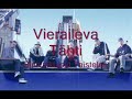 Vieraileva T�hti - Sinivalkoiset Taistelee