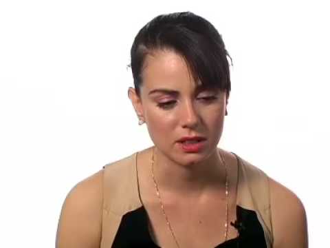 Mia Kirshner