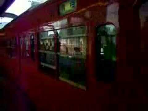 中央線201系　東京発車