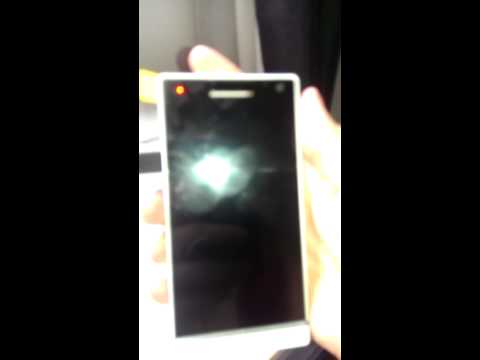 how to turn on the light in xperia p