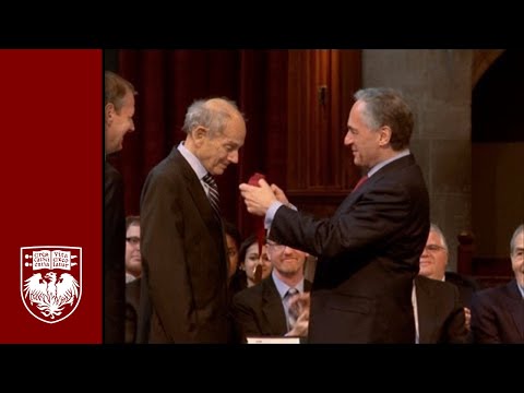 alumni - On June 8, 2013, members of the University of Chicago community, including alumni, staff, faculty, family, and friends, gathered to honor the 2013 alumni awa...