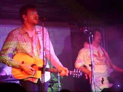 Die Heuwels Fantasties – Leja (live)