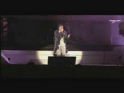 zero a zero - Renato Zero - A Braccia Aperte - Live 2004 bellissima..