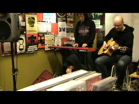 Swallow the Sun - Hold this Woe (acoustic live @ Levykauppa Äx, Turku)