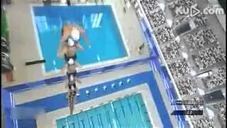25 Japanese Men Jump into a Swimming Pool