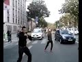 techno parade Dim's et David o debut de la video ensuite JUMPY avec la caskette rose et a la fin Moussa