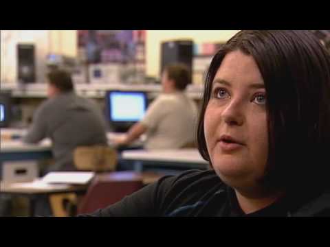 Women Study Lasers and Photonics