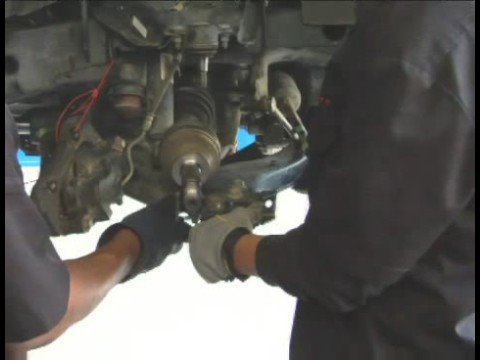 Chevy Truck Lift Kit Installation : Chevy Truck: Removing the Lower Control Arm