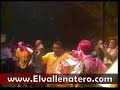 Ivan zuleta acostumbrado a ganarle en versos al que no sabe, le llego el 2 veces rey de piqueria julio cardenas y lo dejo ridiculizado en marialabaja hasta el punto que Diomedes diaz le tocó intervenir a ayudar.