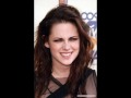 5-31-09 MTV Movie Awards Arrivals-Kristin Stewart