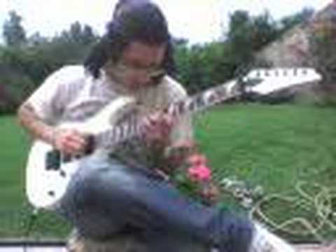 paul gilbert - get out of my yard - arpeggios BY CAPONE ( juan pedro mendoza ) screen 1