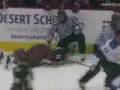 videos de John Zeller vs Daniel Carcillo 12-27-08 Los Angeles Kings @ Phoenix Coyotes