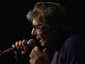 spot dello spettacolo l'uomo che amava le donne girato e post-prodotto da http://www.livecastour.it 

luomo che amava le donne � un progetto nato come tributo ai grandi poeti che, in tutti i tempi, hanno saputo cantare lamore: da campana a pr�vert, da lorca a �luard, rimbaud a shelley, passando per verlaine, marvell, salinas e byron. perch�, a cantare lamore, il tempo sembra non passare mai. lidea si delinea gi� nel 2006, quando lattore attilio ierna presenta, su sky, 