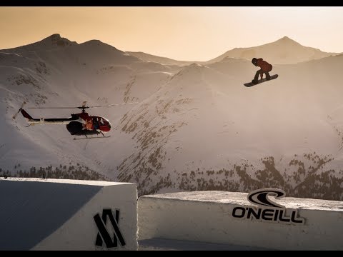 Suzuki Nine Queens 2014 | Snowboarders storm the castle