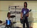 kes�-biisin ensi-ilta, litin eka keikka clifters rumpalina!