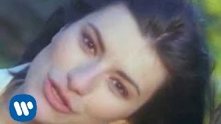 Laura Pausini - Non C'è' (video clip)