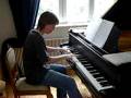 videos de Filius Philipp am Klavier, die Zweite