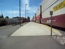BNSF #5525 inching it\