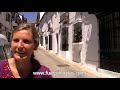 Inma Medinilla, directora del Hotel Fuerte Grazalema, nos acompaña en un recorrido por el hotel y sus alrededores. Nos muestra las muchas actividades que se pueden realizar en Grazalema, senderismo, mountain bike, gastronomía, etc