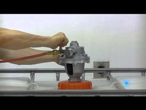Video Thumnbnail for How to Assemble and Install Air & Electric Tote Lid Mixers 