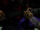 David tocando Carry On - Angra