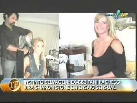 posa paola para playboy