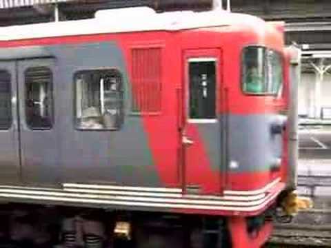 しなの鉄道　１１５系　長野駅出発