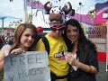 Free Hugs ♥ Free Hugs ♥