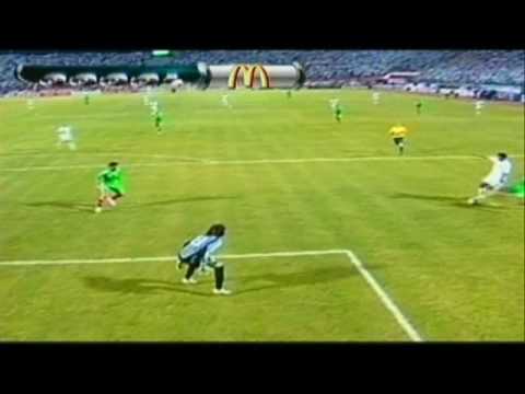 Gol de Costly a M&eacute;xico