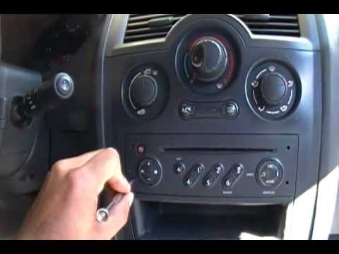 how to remove cd player from renault clio