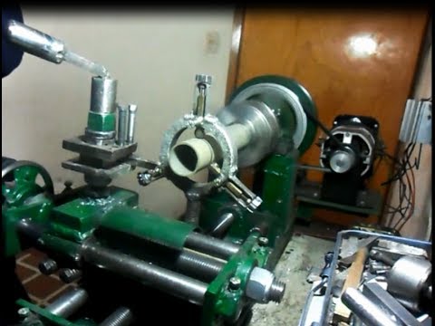 Torno casero - En este vídeo les mostrare como funciona la luneta para el torno casero.