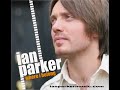 rotosound endorsee ian parker solos over a sassy mid-tempo blues backing track (available from bluesjamtracks.com)