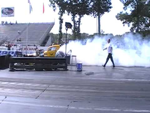 Joe Morrison takes Burnout Title at Englishtown 2009