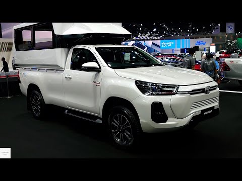 2024 Toyota Hilux Electric BEV / In-Depth Walkaround Exterior & Interior