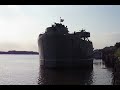 LST-325 departs Hannibal