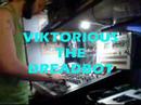 VIKTORIOUS THE DREADBOT - P�minner mig om rytmen (Live Mix)