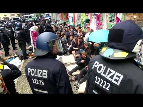 Berlin: Rigaer Straße - Autonome Szene kündigt „Chaos ...