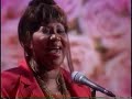 aretha franklin performs 