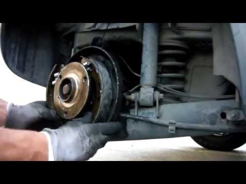 how to bleed smart car brakes