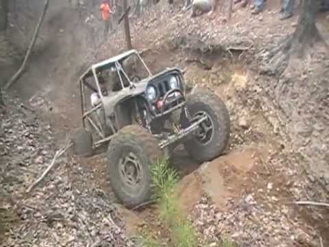 Tim Cameron driving Madram11 jeep up cablehill at Grayrock