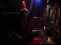 Florin despacheteaza cadouri de Craciun