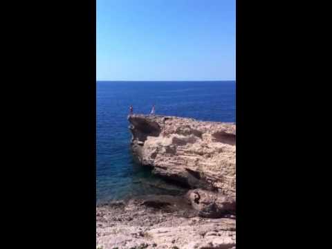 N'ALDA - Aldo drowns ratchet after she shites it to jump.