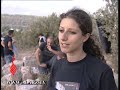 الجنازة الرمزية لمحمود درويش في قرية البروة تصوير: رامز قزموز انتاج: شركة الارز للانتاج