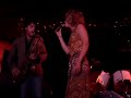 live at The Big Secret, Ginglik
