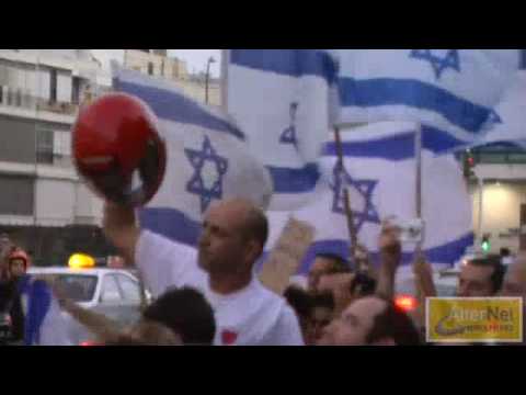 Pro-IDF, Anti-Turkish Rally in Tel Aviv (or a Glimpse Into Collective Israeli Derangement)