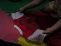 3 years old girl can fold