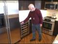 videos de Touring a model at Halsted Row's open house